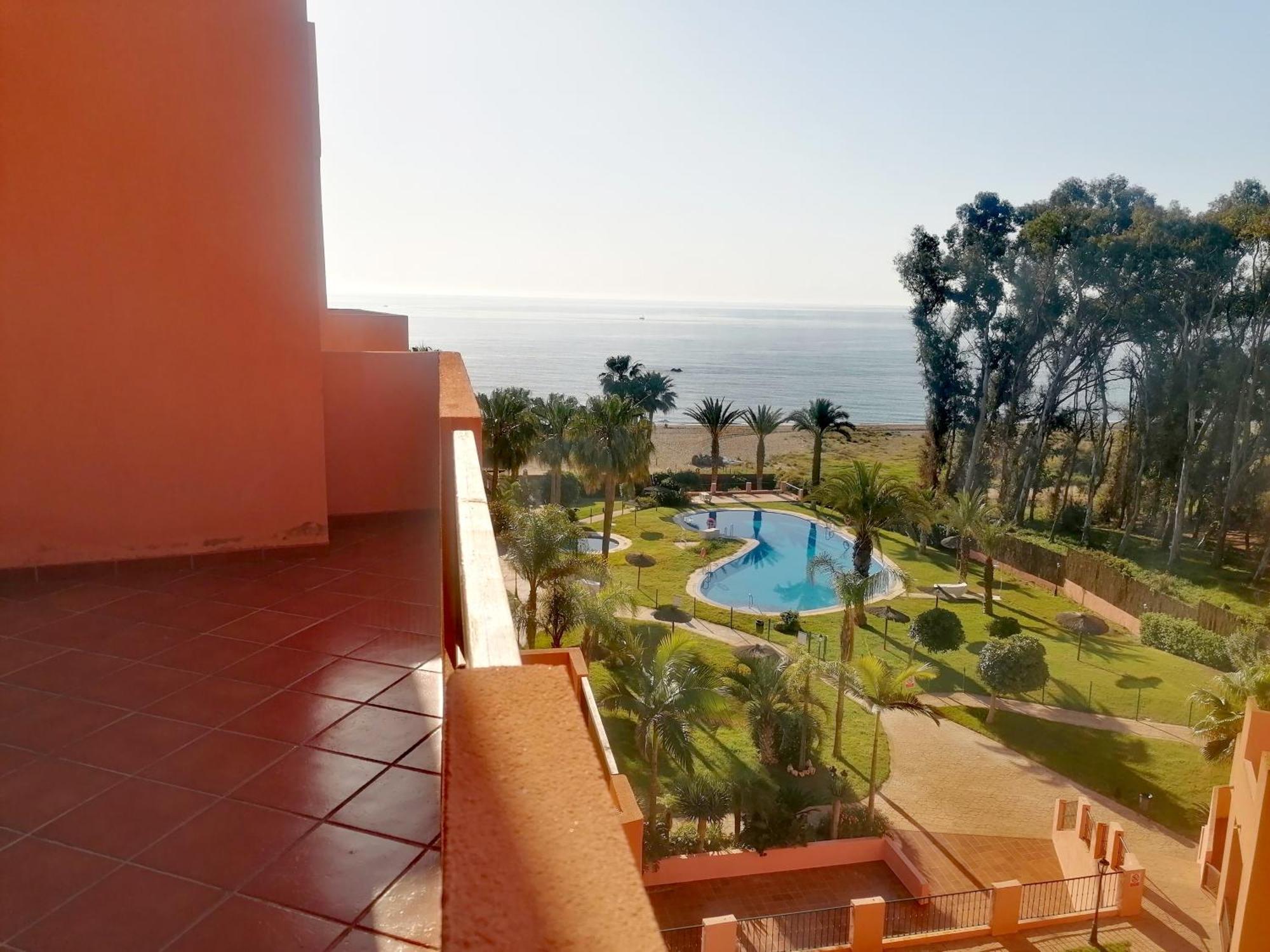 Cn-340 Suites Estepona Szoba fotó